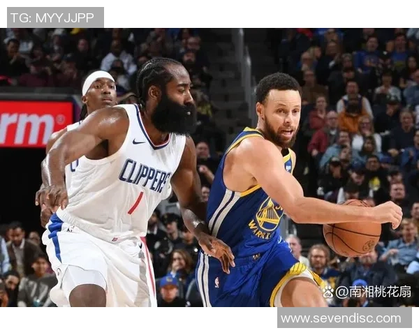 2014年勇士与快船精彩对决全场回放重温经典瞬间与激烈时刻